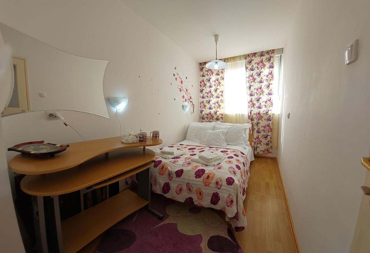 Apartment Daca Stan Belgrado Exterior foto